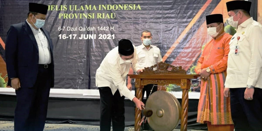 Buka Gerakan Penanggulangan Covid-19 MUI, Gubri Syamsuar Minta Ulama Bantu Sosialisasikan Prokes
