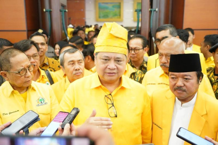 Ketum Airlangga Hartarto Targetkan Golkar Sumatera I Kuasai 17 Kursi DPR RI