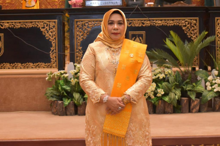 Jalan Arifin Ahmad Jadi Pusat Kuliner Halal, Yanti Komala DPRD Riau Beri Respons Positif
