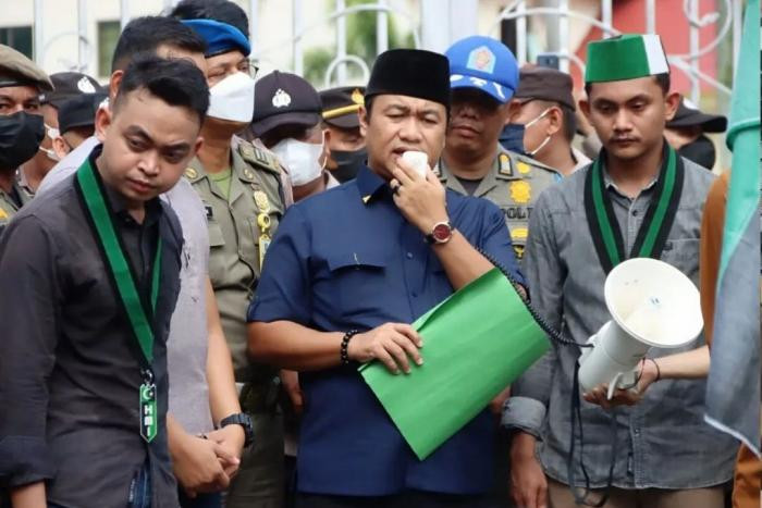Ketua DPRD Riau Janji Teruskan Aspirasi Mahasiswa Unri Terkait Kenaikan BBM