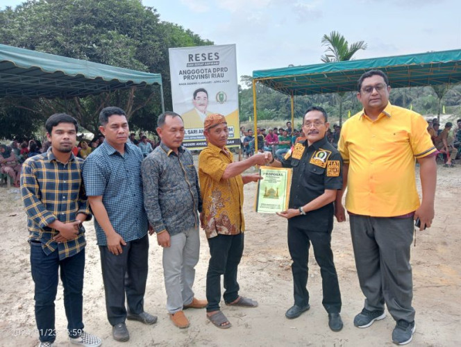 Anggota DPRD Riau Sari Antoni Serap Aspirasi Masyarakat Tambusai Utara, Terima Aspirasi Ratusan Warga Desa Rantau Kasai