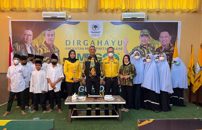 HUT AMPG ke-20, PD AMPG Riau Santuni 100 Anak Yatim