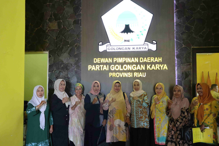 Dipimpin Ketua Baru, Pengajian Al-Hidayah Golkar Riau Adakan Rapat Pengurus