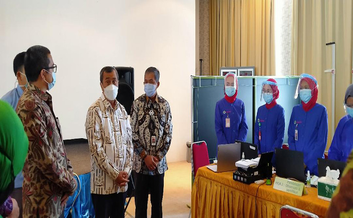Gubri Syamsuar Minta Riau Warga Bersabar Soal Ketersediaan Vaksin Covid-19