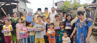 Jumat Berkah, AMPG INHIL Bagikan Nasi Kotak Untuk Warga Tembilahan 