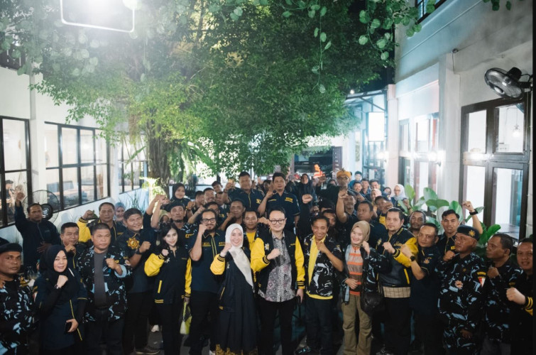 Pengurus AMPI Riau Kopdar dan Silaturahmi dengan Ketum DPP AMPI Jerry Sambuaga 
