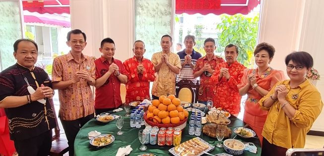 Tahun Baru Imlek, Gubri Syamsuar Kunjungi Tokoh Tionghoa