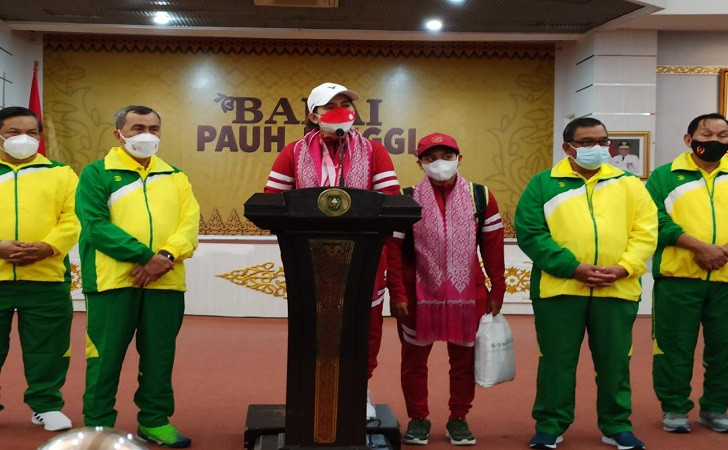 Gubri Syamsuar Beri Perlakuan Beda Leani Ratri Dengan Suci Indriani