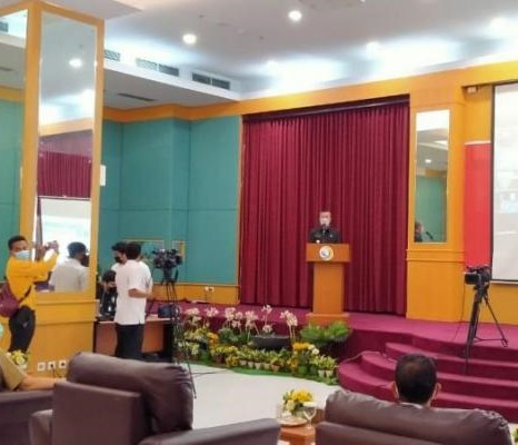 Hadiri HUT RSUD Arifin Achmad, Gubri Syamsuar Ucapkan Terima Kasih Kepada Nakes